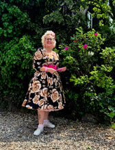 Indlæs billede til gallerivisning Jasmin Floral - Swing ❤️☘️