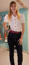 Indlæs billede til gallerivisning Sally Cherry Skjorte - Hvid ☘️