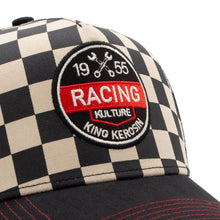 Indlæs billede til gallerivisning Trucker-kasket 'Racing Kulture' i sort: One Size 🍋