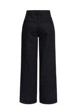 Indlæs billede til gallerivisning Marilyn Flared Jeans: Sort - DAME