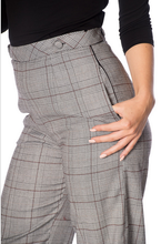 Indlæs billede til gallerivisning The Classy🌻☘️