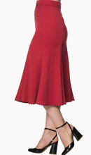 Indlæs billede til gallerivisning Elegance personified - Rød 🌻