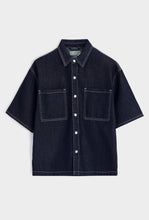 Indlæs billede til gallerivisning Oversize Denim Skjorte

