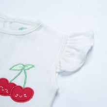 Indlæs billede til gallerivisning T-shirt + musselinbukser 🍒
