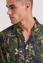 Indlæs billede til gallerivisning Resort-skjorte ❤️
