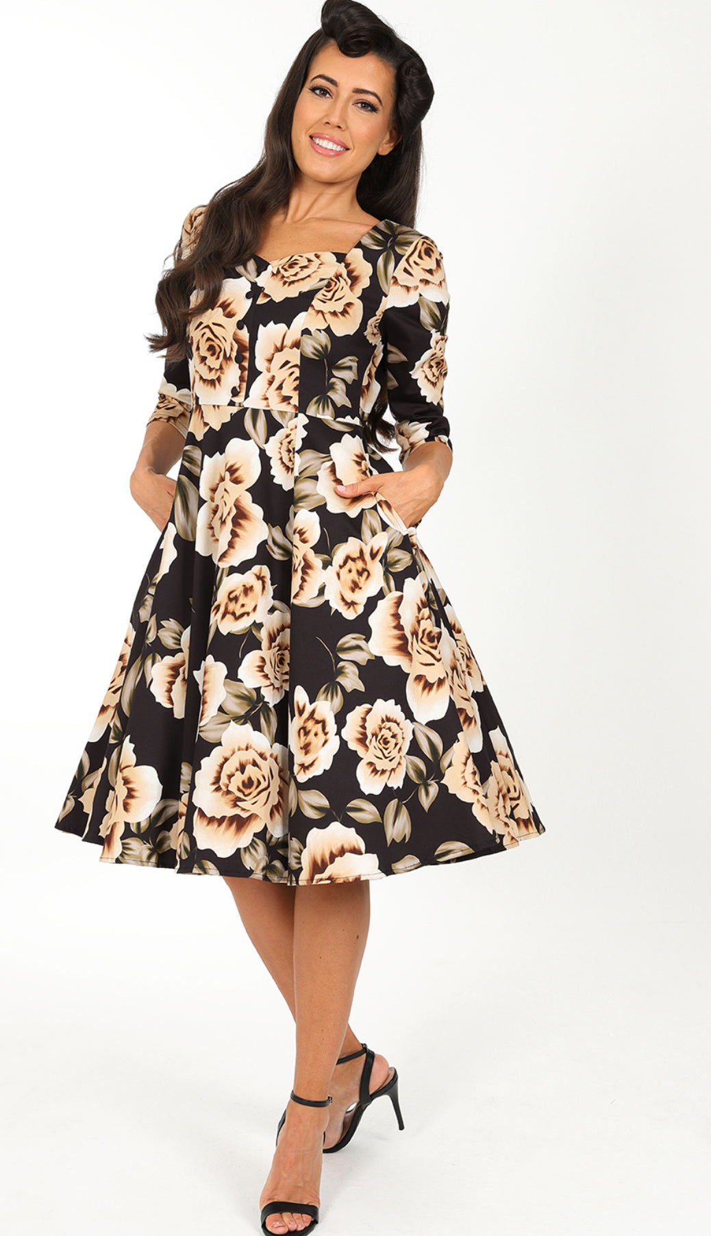 Jasmin floral swing kjole 🌻🍀