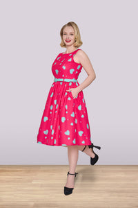 Audrey Hearts-kjole med vidde: Fuchsia ❤️☘️