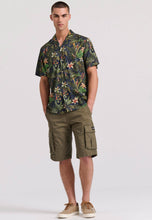 Indlæs billede til gallerivisning Resort-skjorte ❤️
