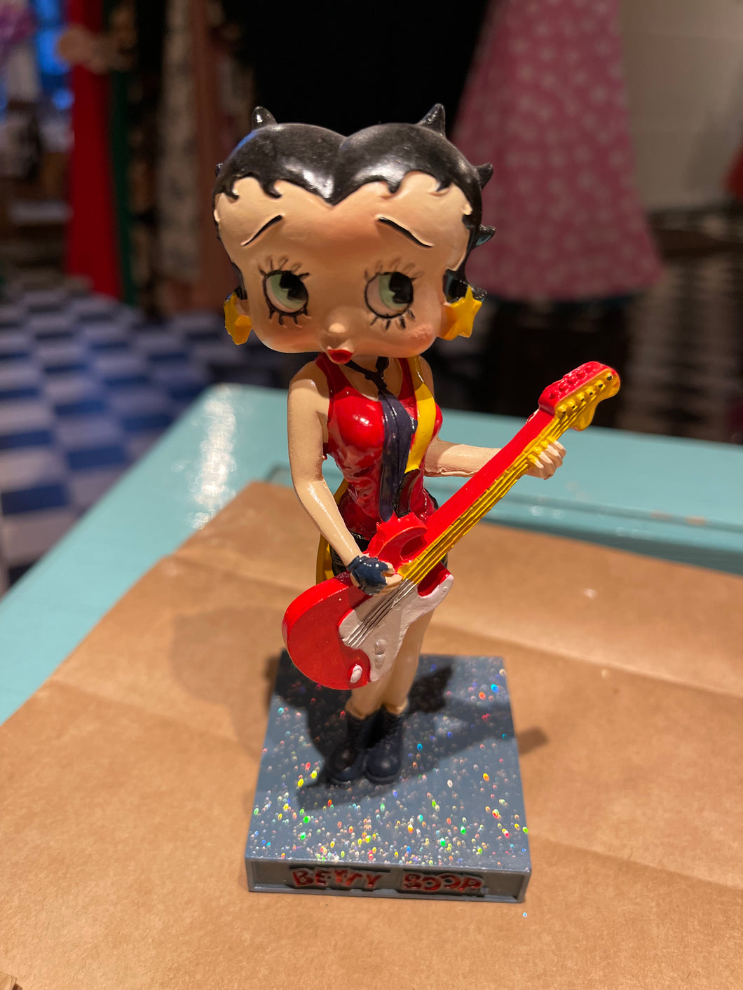 Betty Boop -  Guitarist 🌻