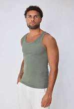 Indlæs billede til gallerivisning Enkel tanktop: Khaki grøn 🍒
