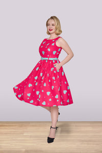 Audrey Hearts-kjole med vidde: Fuchsia ❤️☘️