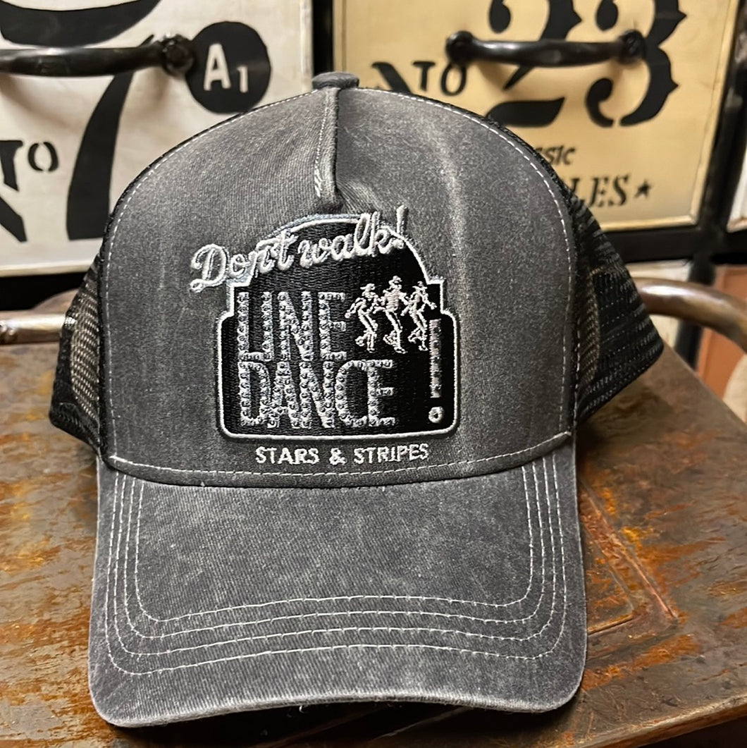 Line Dance - kasket sort