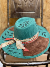 Indlæs billede til gallerivisning Handmade design Stjerneudskæringshat: Teal 🍋
