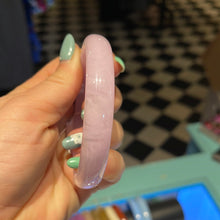 Indlæs billede til gallerivisning Armbånd - lyserød med farvespil 🌻
