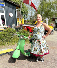 Indlæs billede til gallerivisning Bloom Swing ☘️ 🌻
