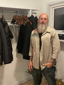 Kustom Kulture V8 - Sand - Skjorte ☘️