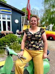 Nancy Paradise Palm Top