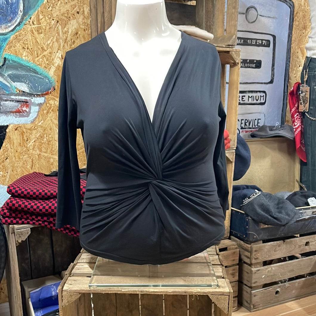 Vivian twist top