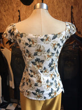 Indlæs billede til gallerivisning Flower top
